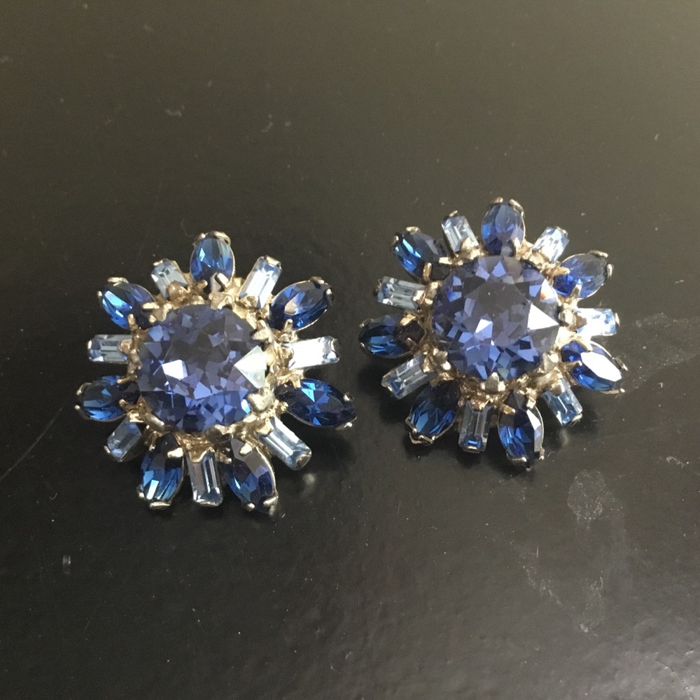Vintage 60s navy blue rhinestone statement clip earrings